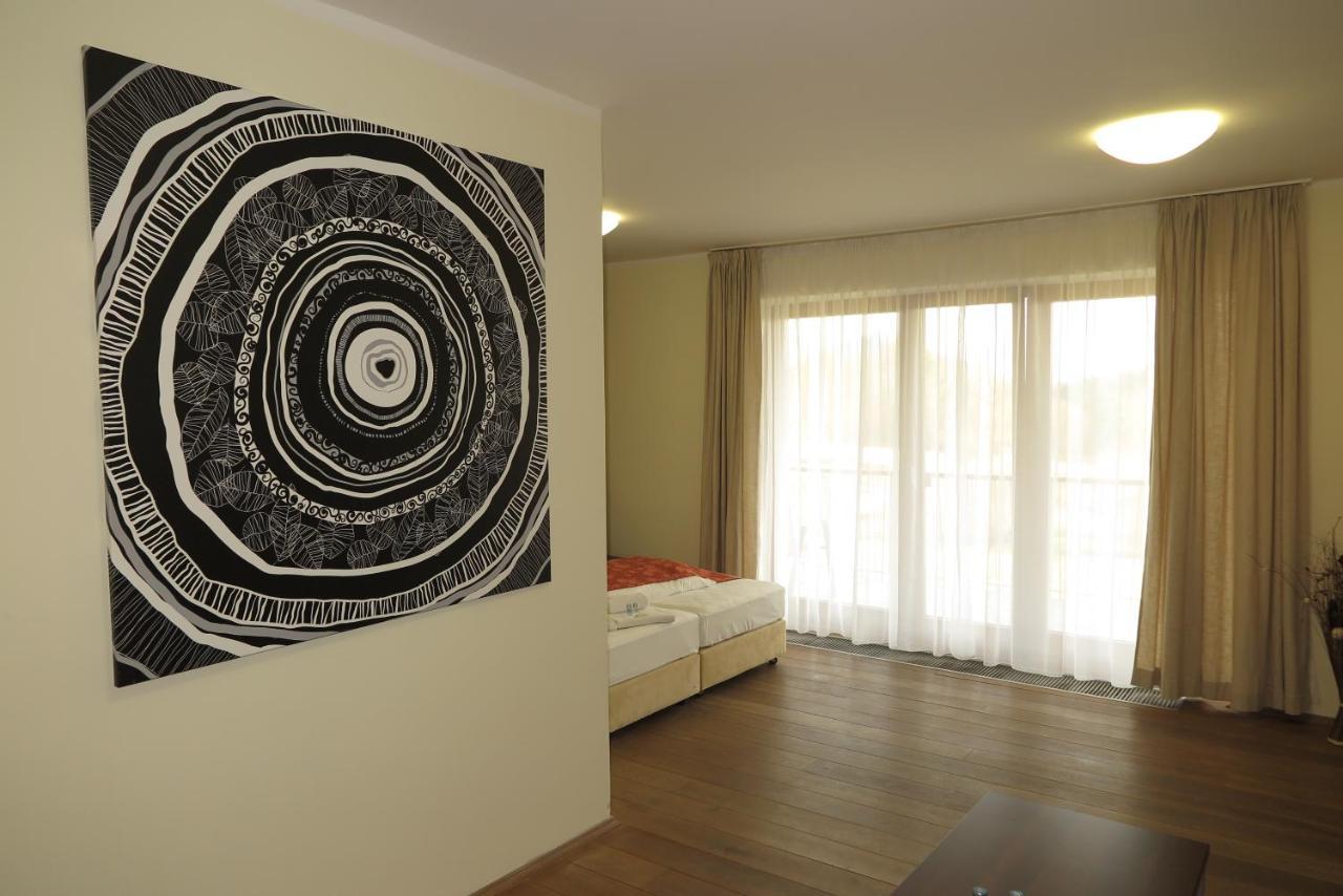 Garden Hotel Mezna Hrensko Ngoại thất bức ảnh